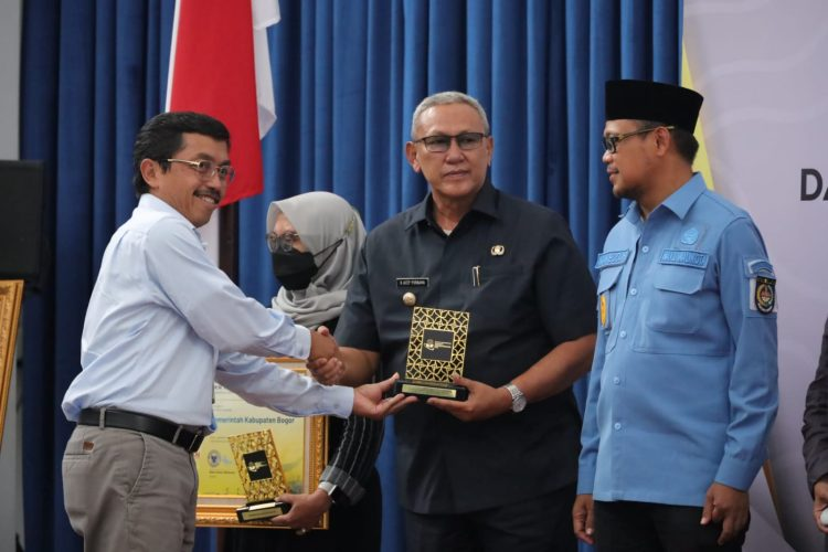 Kado Hari Jadi Kuningan Ke-524 Pemkab Raih BKN Award