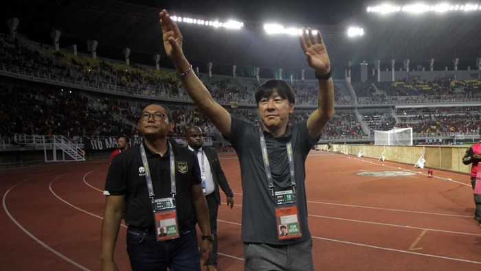 Shin Tae-yong Bawa Timnas Indonesia U-20 Lolos Ke Piala Asia U-20 2023, Luis Milla  Beri Pujian
