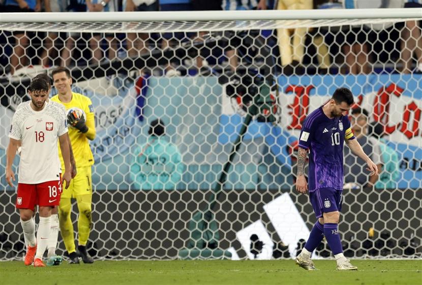 HASIL Piala Dunia 2022 Qatar: Meski Messi Gagal Penalti, Argentina Tetap Lolos ke Babak 16 Besar ! 