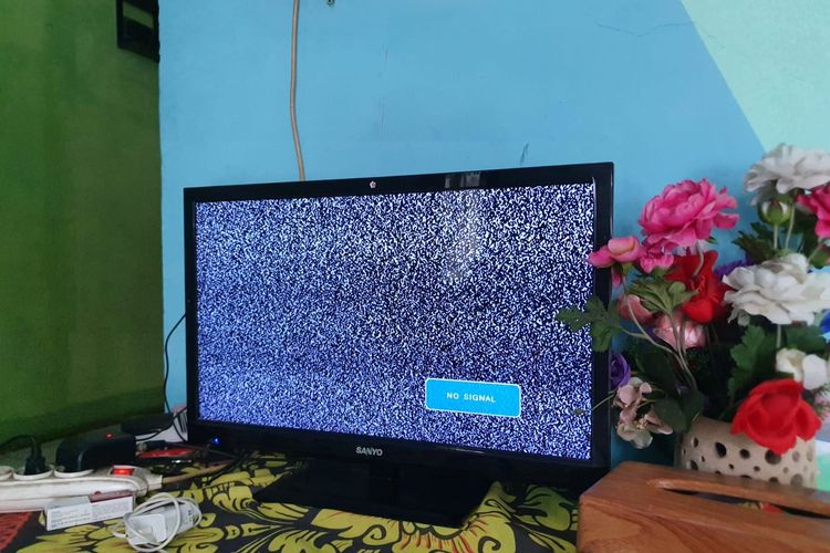 Siaran TV Analog di Daerah Ini Resmi Dimatikan Hari Ini ! Harus Beralih ke Saluran TV Digital 