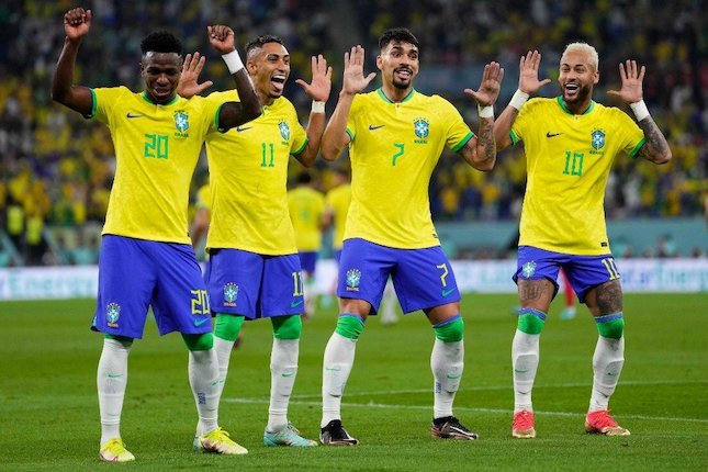 Joget Tiap Bikin Goal, Brasil Disebut Mengolok-olok Lawan ! 