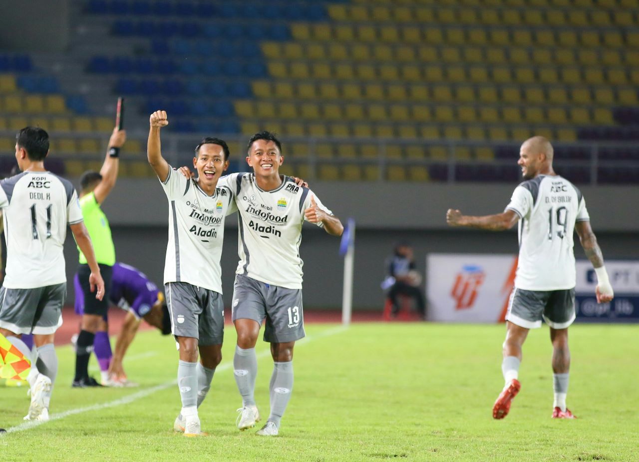 JADWAL BRI Liga 1 Hari Ini Sabtu, 10 Desember 2022: Ada Persib Bandung Vs Persebaya dan Persija Hadapi Persik !