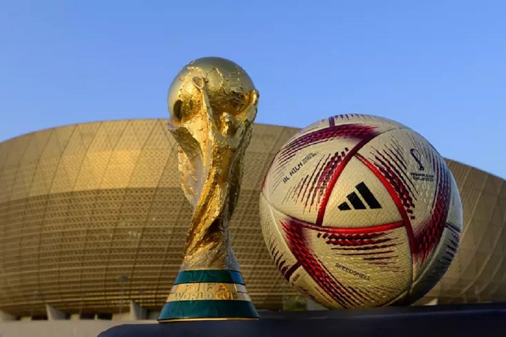 Al Hilm Gantikan Al Rihla Sebagai Bola yang Khusus Digunakan di Semifinal dan Final Piala Dunia 2022 Qatar 