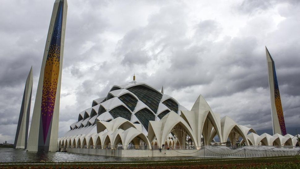 Baru Diresmikan, Masjid Al Jabbar di Gedebage Miliki Konsep Ramah Lingkungan
