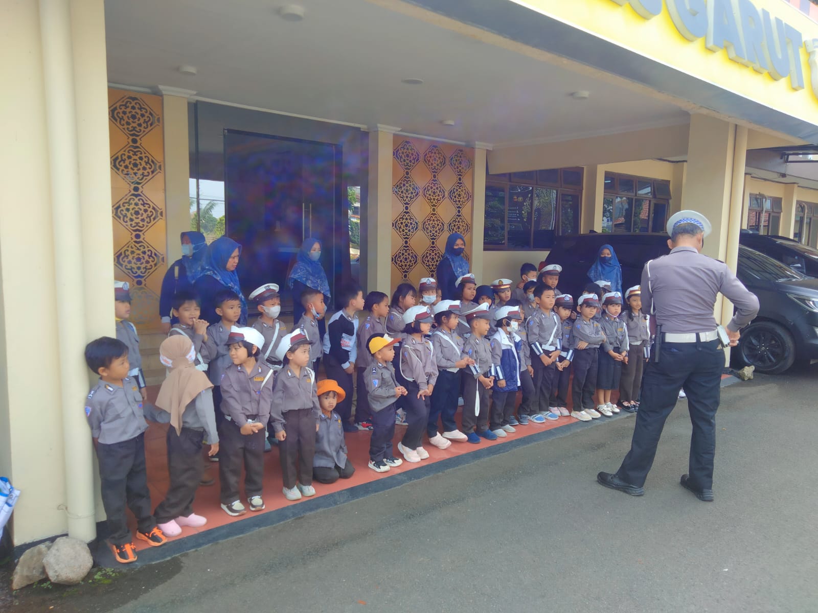 Polisi Sahabat Anak, Polres Garut Terima Kunjungan TK Baiturahman 3