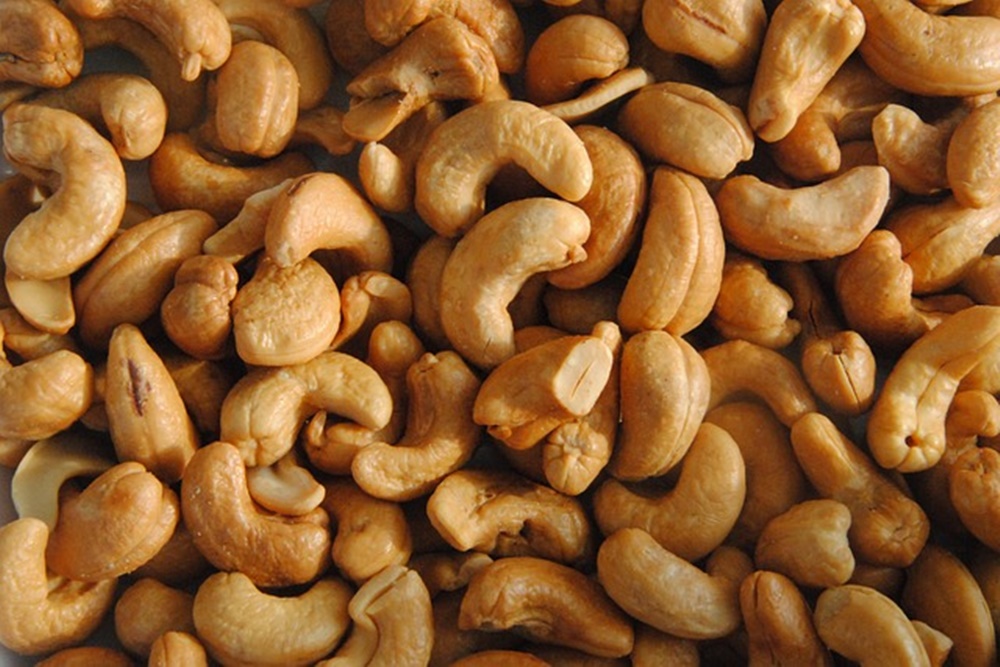 Berikut Beberapa Efek Samping Mengonsumsi Kacang Mete Berlebihan