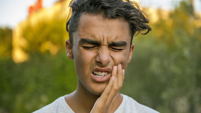 Berikut Beberapa Kebiasaan yang Berakibat pada Kerusakan Gigi