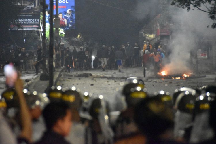 Berikut Kronologi Kerusuhan Dago Elos Bandung