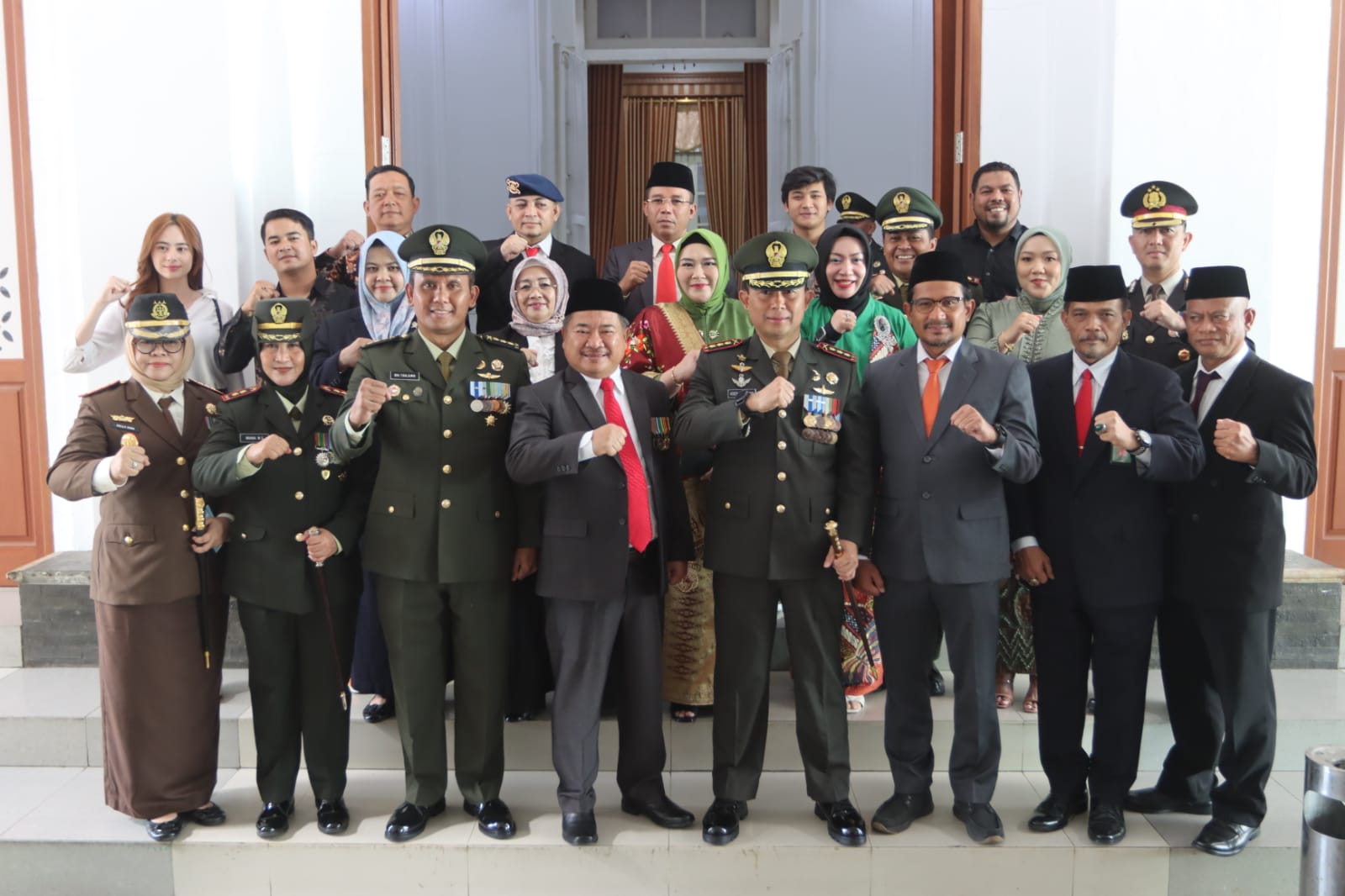 Polres Garut Hadiri Upacara Peringatan HUT TNI ke-78 Tahun 2023 