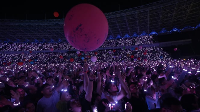 Penonton Konser Coldplay di Jakarta yang Kembalikan Xyloband Mencapai 77 Persen 