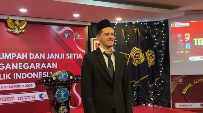 Justin Hubner Resmi Menjadi WNI ! Kapan Debut di Timnas Indonesia ? 