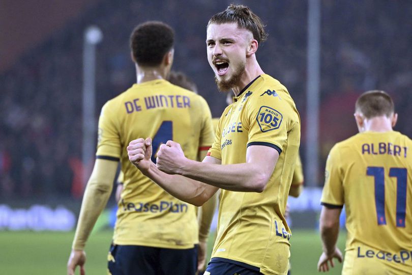 Tottenham Hotspur dan Napoli Siap Rebutan Bek Muda Genoa