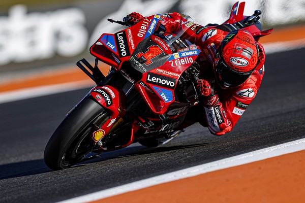 Jelang MotoGP 2024, Francesco Bagnaia Akui Motor Ducati Alami Peningkatan