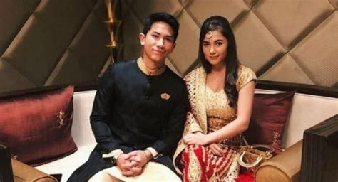 Dipersunting Pangeran Brunei, Intip Gaya Mewah Anisha Rosnah yang Kenakan Tas Mewah Ratusan Juta