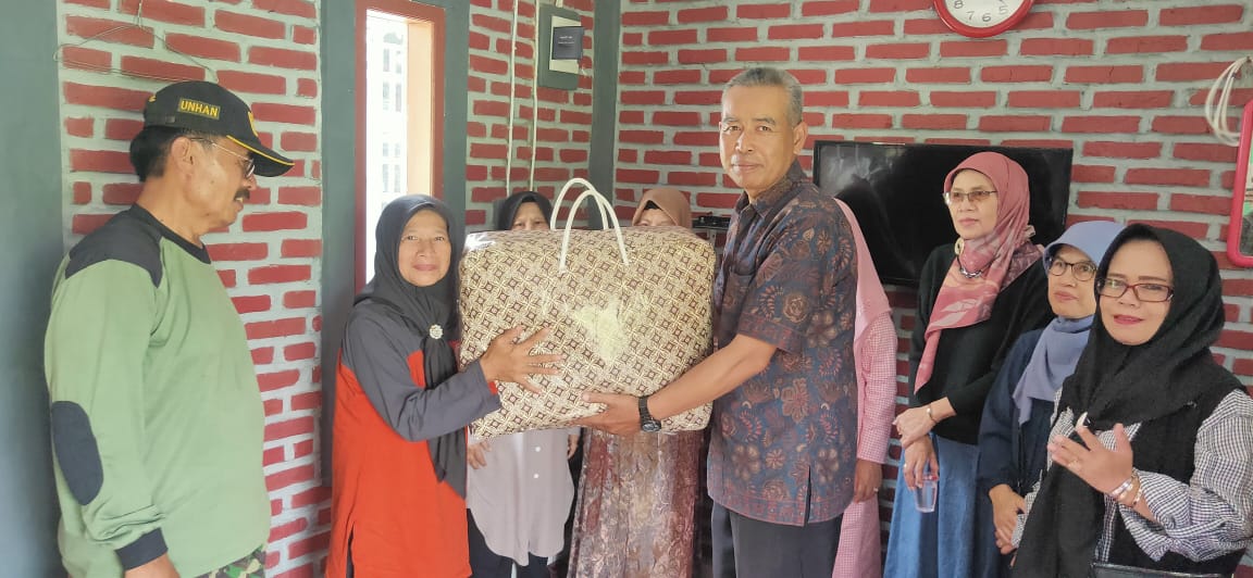 Tasyakur Binni'mah Salamah, S.Pd., Guru SDN 4 Sukajaya Tarogong Kidul