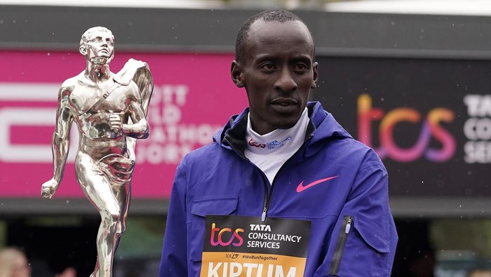 Kelvin Kiptum, Pemegang Rekor Dunia Marathon Tewas Akibat Kecelakaan Tunggal