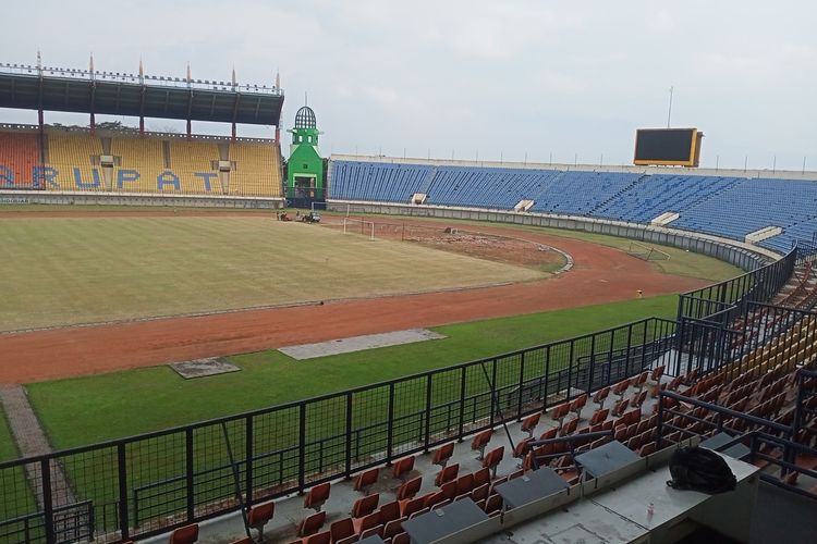 Tinggalkan Stadion GBLA, Persib Bandung Mulai Berkandang di si Jalak Harupat