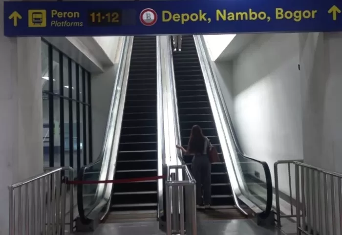 Heboh Kejadian 'Horor' di Eskalator Stasiun Manggarai, KCI Buka Suara