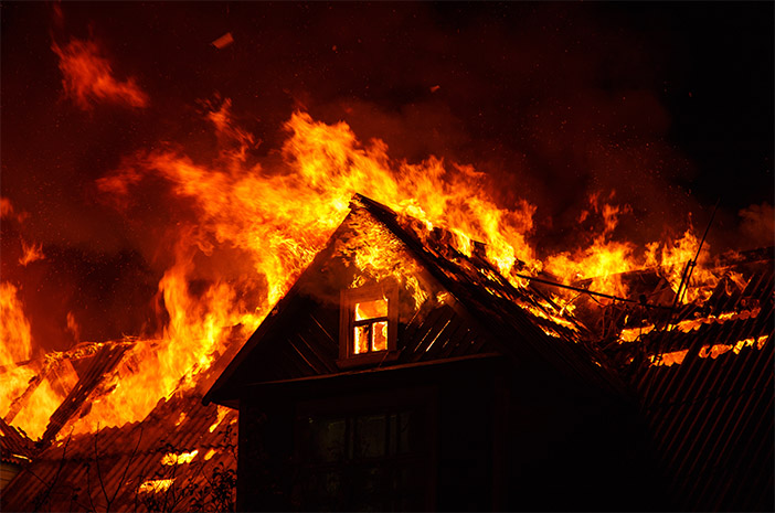44 Orang Tewas dalam Kebakaran Hebat di Bangladesh