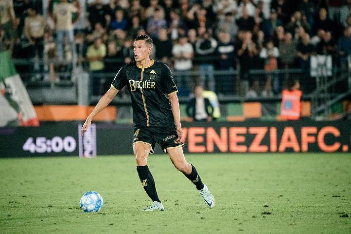 Jay Idzes Dimainkan Sebagai Starter, Venezia Kalah Tipis Reggiana di Serie B