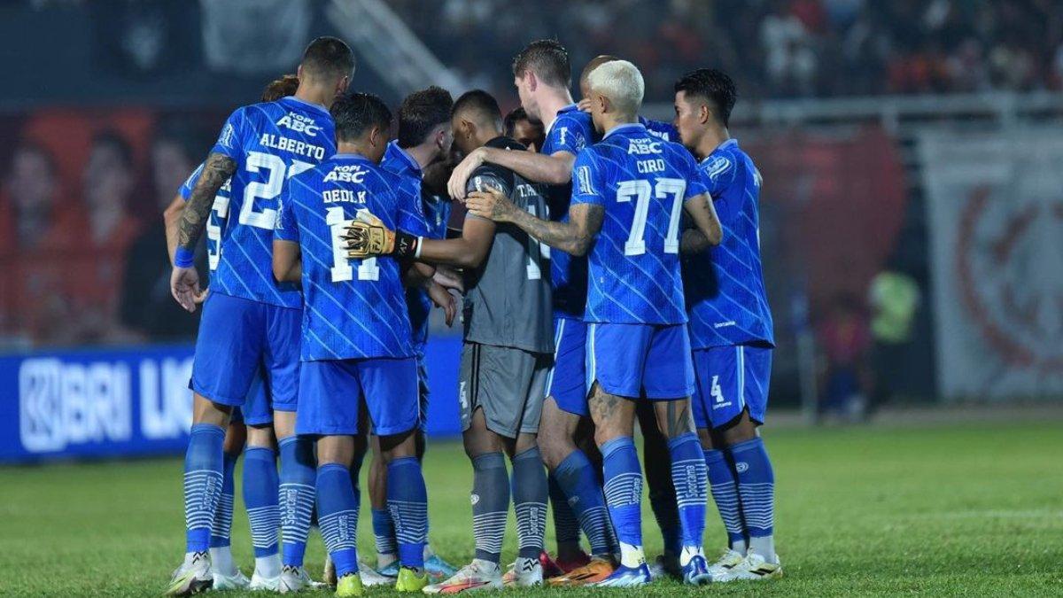 Usai Persis Solo Kalah Dari Persija, Persib Bandung Lolos ke Championship Series Liga 1