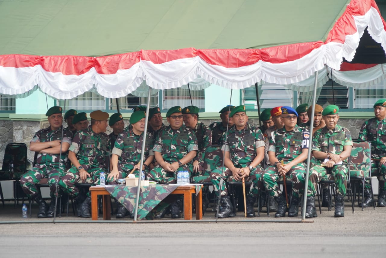 Danrem 062/Tn, Menghadiri Undangan Tradisi Korps Pembaretan Siswa Dikjurba dan Dikjurta (OV) Bekang TNI AD TA. 2023