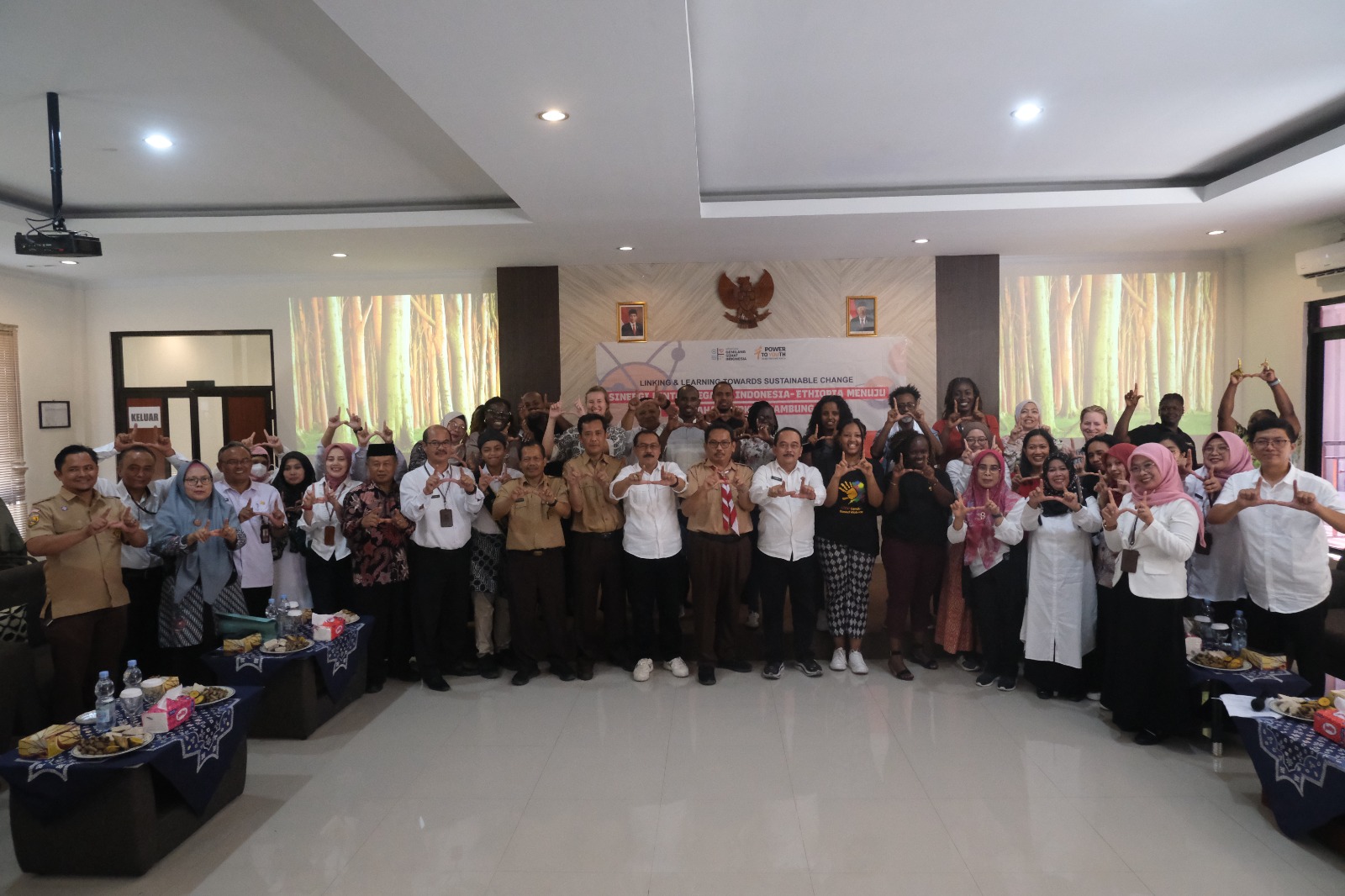 Implementasi Pendidikan Kesehatan Reproduksi dan Seksualitas di Kabupaten Garut Jadi Bahan Pembelajaran Delegasi Ethiopia