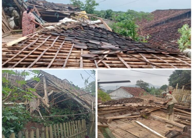 rumah roboh di garut