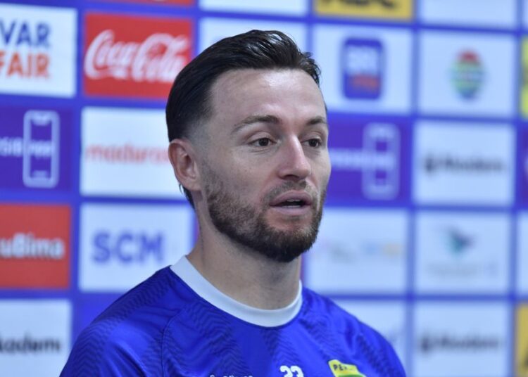 Kapten Persib Marc Klok