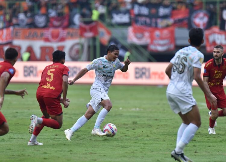 Rahasia Persib Bisa Bangkit Usai Tertinggal Dua Gol dari Persija Diungkap Adam Alis