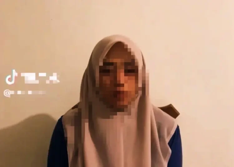 Bu Guru Salsa Klarifikasi Soal Video Syur Dirinya, Jadi Korban Penipuan Pacar Online