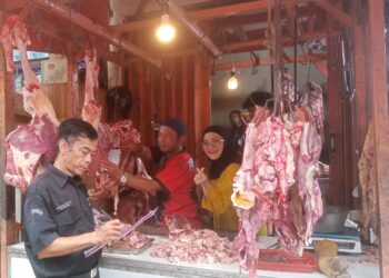 Di Kuningan Harga Daging Sapi, Ayam dan Kambing Dipatok Pedagang Segini