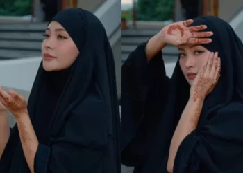 Heboh Bintang Film Dewasa Kae Asakura Alias Rae Lil Black Jadi Mualaf Tampil Berhijab dan Bepuasa Ramadan 2025