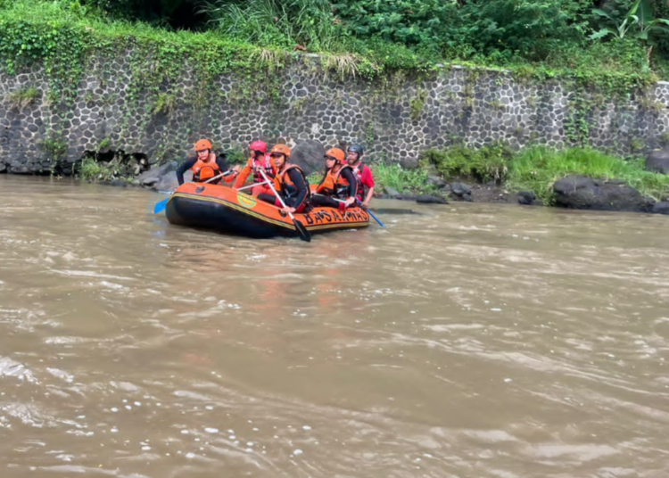 Nenek di Jember Terpeleset saat BAB di Sungai Bedadung (basarnas.go.id)