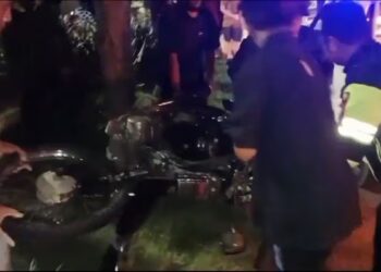 Kecelakaan Truk Tabrak Minibus dan Pemotor di Sidoarjo