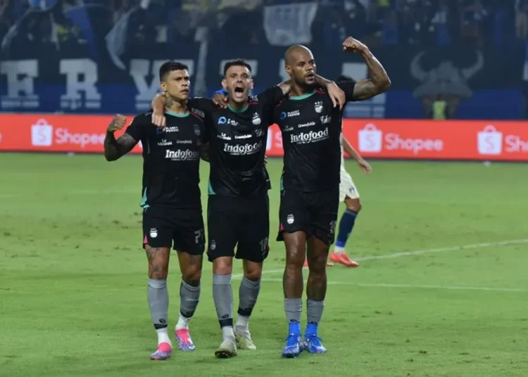 Bobotoh Minta Kontrak Trio DaPinCi Ini Wajib Diperpanjang Kalau Bisa Sampai Pensiun di Persib !