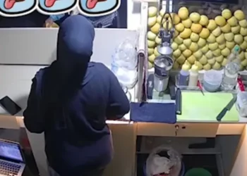 Viral Video Penjual Minuman Lemon di Cimahi Dimarahi Pelanggan Gegara Ucapkan Hati-Hati, Warganet Heran