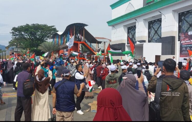 1.286 Guru Profesional dari PPG FKIP UNIKU Dikukuhkan