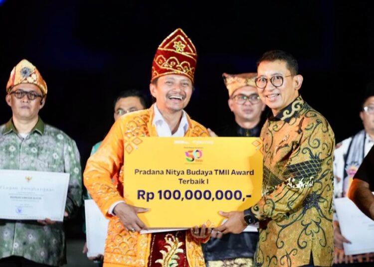 TMII Berusia 50 Tahun, Anjungan Terbaik Dapat Penghargaan dari Menteri