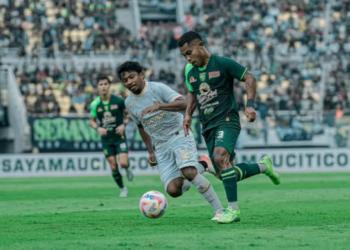 BARU MULAI Live Streaming Arema FC vs Persebaya Surabaya, Klik Disini Untuk Menonton Derby Jatim !