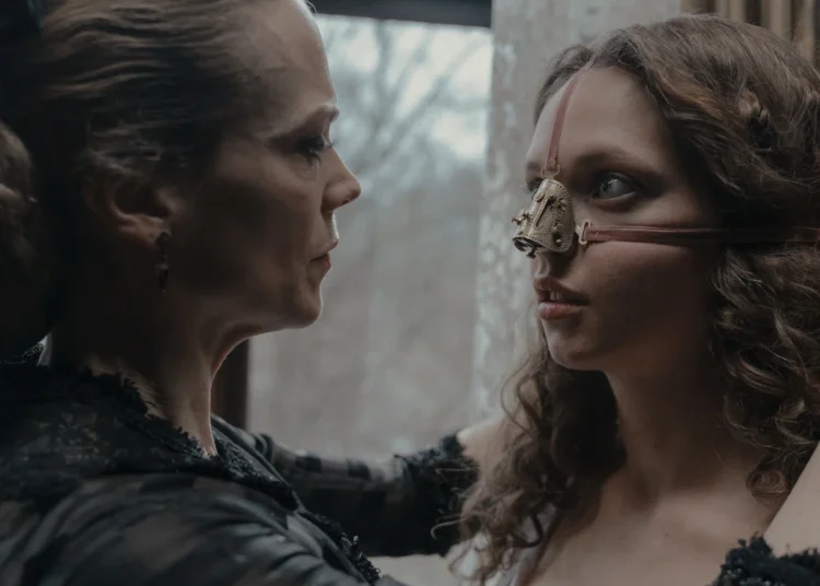 NONTON Film The Ugly Stepsister: Sisi Gelap Kakak Tiri Cinderella yang Penuh Obsesi