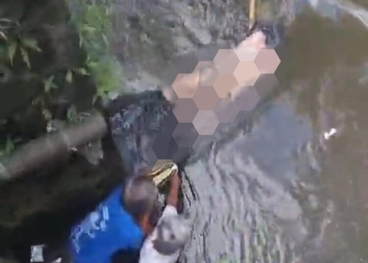Warga Digegerkan Penemuan Jasad Laki-laki Mengambang di Sungai Cimulu Kota Tasikmalaya