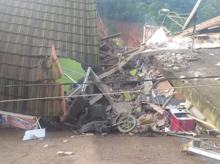 Basarnas SAR Bandung Sebut Sudah Ada Peringatan Sebelum Longsor Terjang Desa Nagreg Kendan