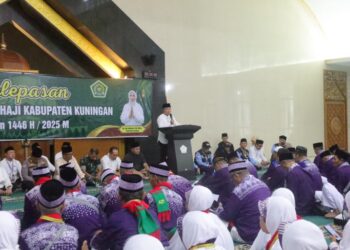 438 Jemaah Calon Haji Kuningan Kloter 21 Resmi Diberangkatkan