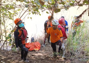 Tim SAR Gabungan Akhirnya Temukan Korban Terseret Arus Sungai Cipelang Sumedang, Ini Kondisinya