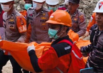 Tim SAR Gabungan Kembali Menemukan 3 Orang Tertimbun Longsor di Gunung Kuda, Ini Identitasnya