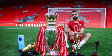 Liverpool Angkat Trofi Liga Inggris 2024/2025, Mohamed Salah Borong Penghargaan Bergengsi!