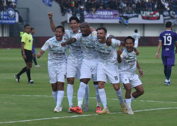 Hasil Pertandingan BRI Liga 1: Persita vs Persib Bandung, Maung Bandung Diimbangi 2-2 !