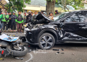KRONOLOGI Kecelakaan Maut di Jalan Anggrek Bandung, Mobil Seruduk 3 Mobil dan 2 Motor Buat Seorang Pelajar SMAN 5 Tewas