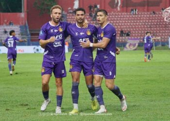 SEDANG BERLANGSUNG Semen Padang vs Persik Kediri, Supporter PSS Sleman dan Barito Putera Wajib Nonton Berikut LINK Live Streamingnya